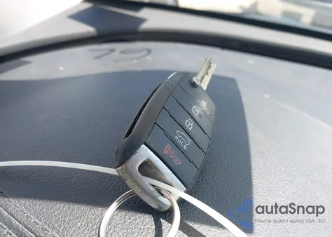 2019 Kia Sorento 2.4L Lx из США, поврежденный, VIN 5XYPG4A30KG574962